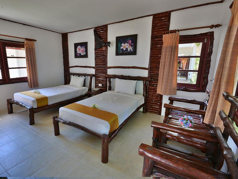Alongkot Beach Resort Кханом Екстериор снимка