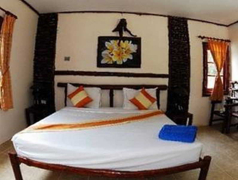 Alongkot Beach Resort Кханом Екстериор снимка
