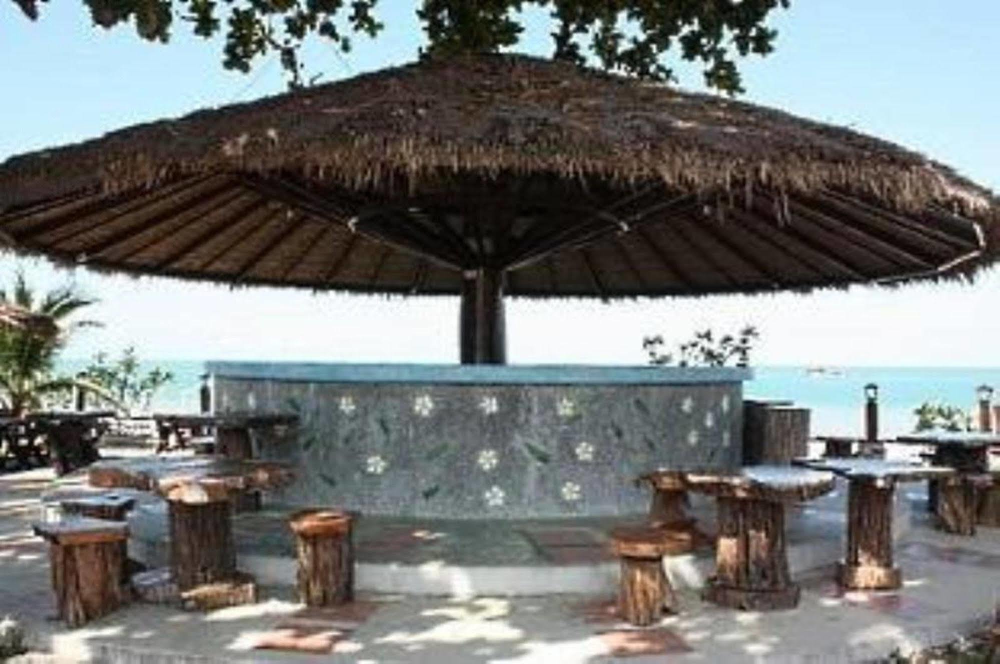 Alongkot Beach Resort Кханом Екстериор снимка